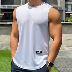 Tilbud: Mens Gym Tank top Men Fitness Sleeveless Shirt Male Mesh Breathable Fitness Sports Vest Undershirt Gyms Running Vest Men kr 22,93 på AliExpress