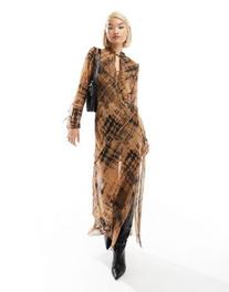 Tilbud: Mango ruffle detail maxi dress in brown print kr 36 på Asos