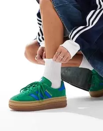 Tilbud: Adidas Originals Gazelle Bold trainers in green and blue with gum sole kr 76 på Asos