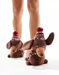 Tilbud: ASOS DESIGN Zizzle sausage dog slippers in brown kr 18 på Asos