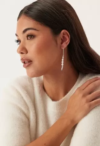 Tilbud: Berthe Pearl Chain Earrings Si kr 425 på Bubbleroom