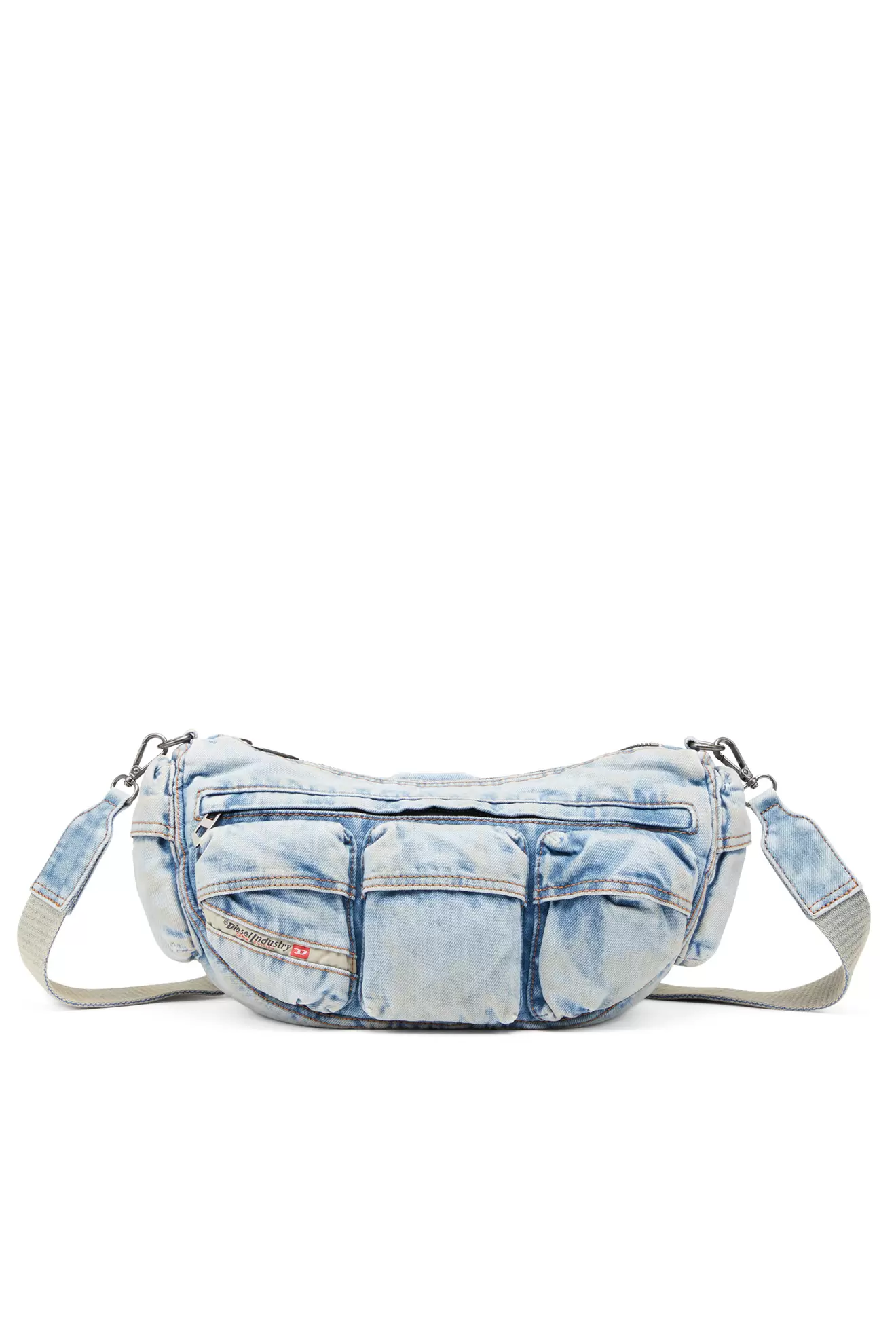 Tilbud: Travel 3000-Multipocket bag in treated denim kr 3700 på Diesel