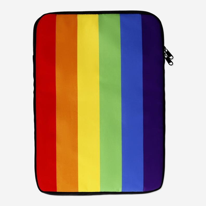 Tilbud: Rainbow laptop sleeve. 15-inch kr 100 på Flying Tiger Copenhagen