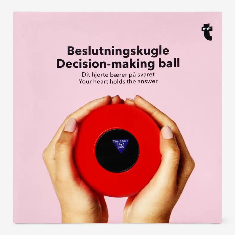 Tilbud: Valentine's decsion making ball kr 100 på Flying Tiger Copenhagen