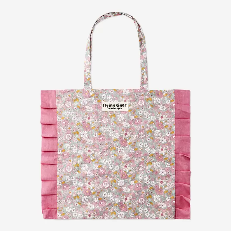 Tilbud: Flower shaped tote bag with pink accents kr 80 på Flying Tiger Copenhagen