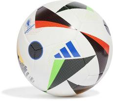 Tilbud: Adidas · Euro 24 fotball kr 349 på Intersport