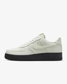 Tilbud: Nike Air Force 1 '07 LV8 kr 1057 på Nike