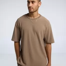 Tilbud: T-shirt with round neck kr 99 på New Yorker